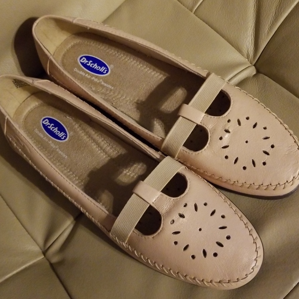 8.5M Dr. Scholl's leather loafers